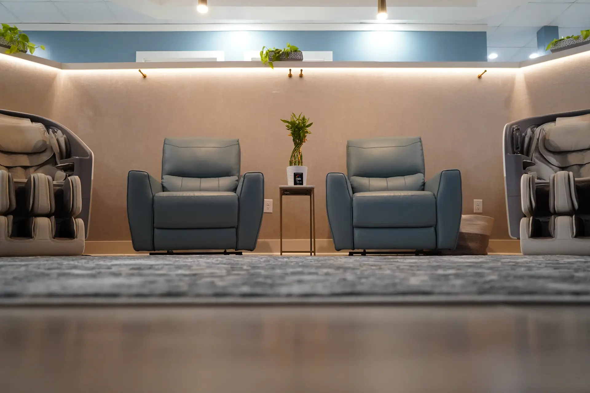 The IV Lounge, with recliners and zero-gravity massage chairs