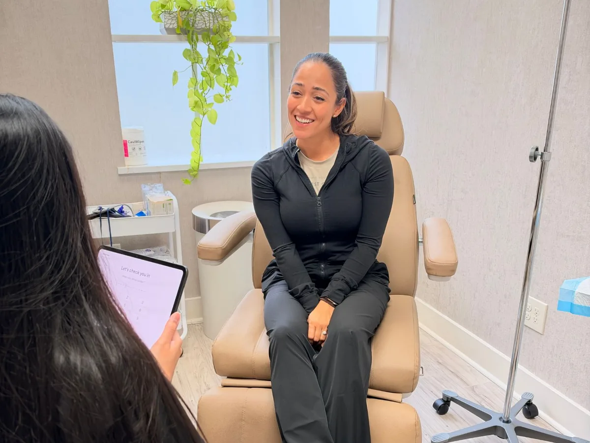 An EVO provider reviewing a patient’s plan in the office